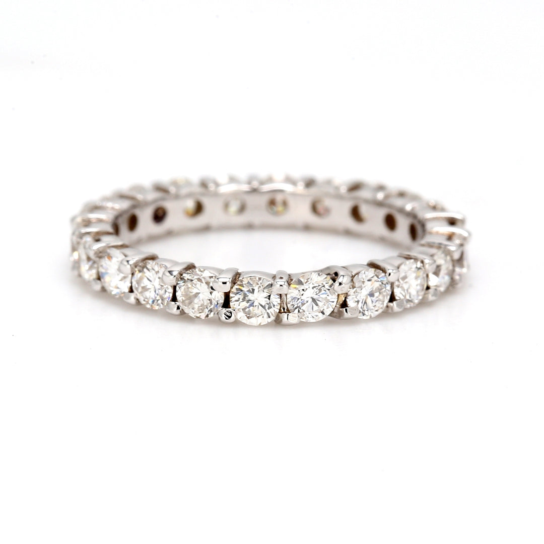 Eternity band with shared prong set (22) round diamonds.  D1.52ct.t.w.