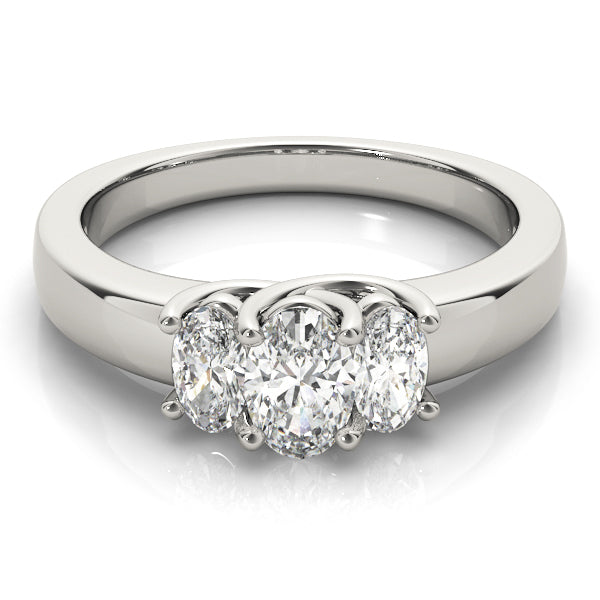 ENGAGEMENT RINGS 3 STONE OVAL