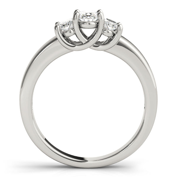 ENGAGEMENT RINGS 3 STONE OVAL