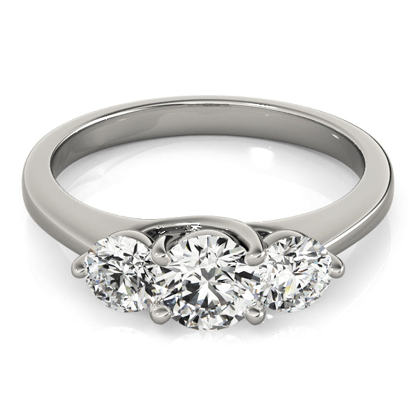 ENGAGEMENT RINGS 3 STONE ROUND