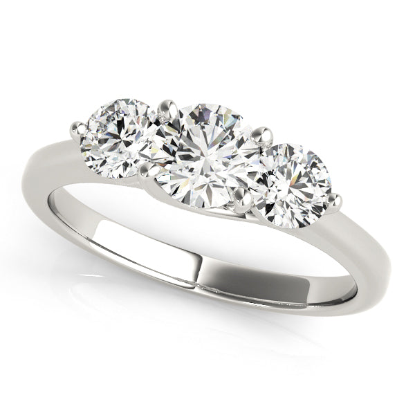 ENGAGEMENT RINGS 3 STONE ROUND