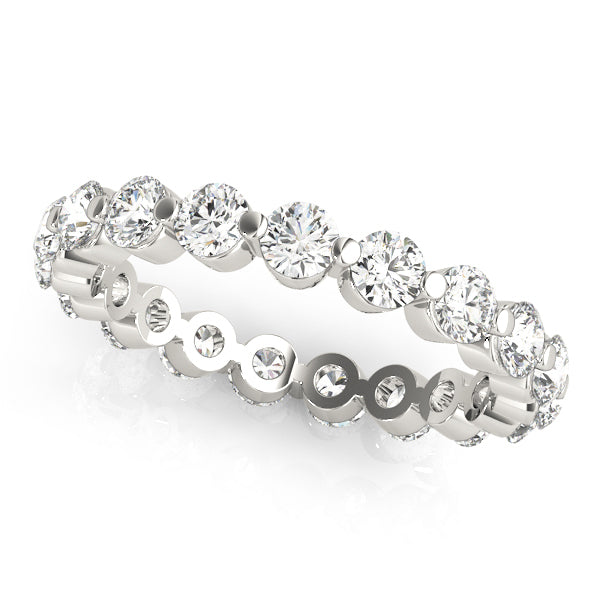 SINGLE SHARED PRONG ETERNITY RING